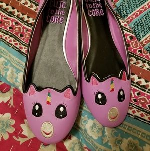 Unicorn Flats